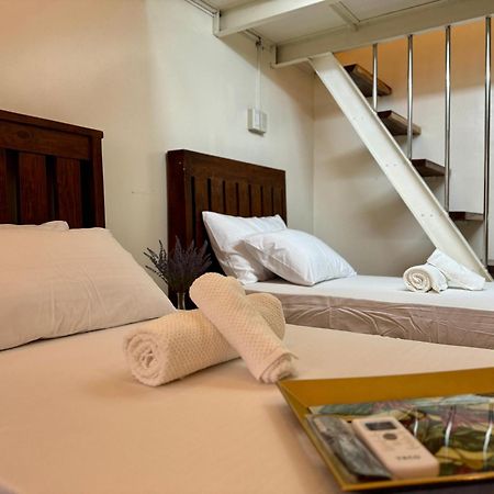 Cozy Pod Aparthotel Olongapo Exterior photo